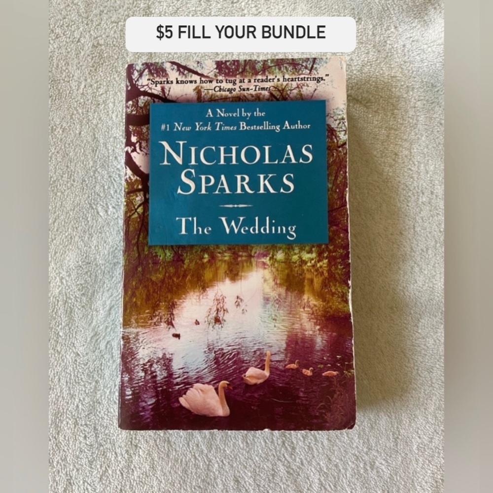 ⭐️HP⭐️ The Wedding by Nicholas Sparks Paperback